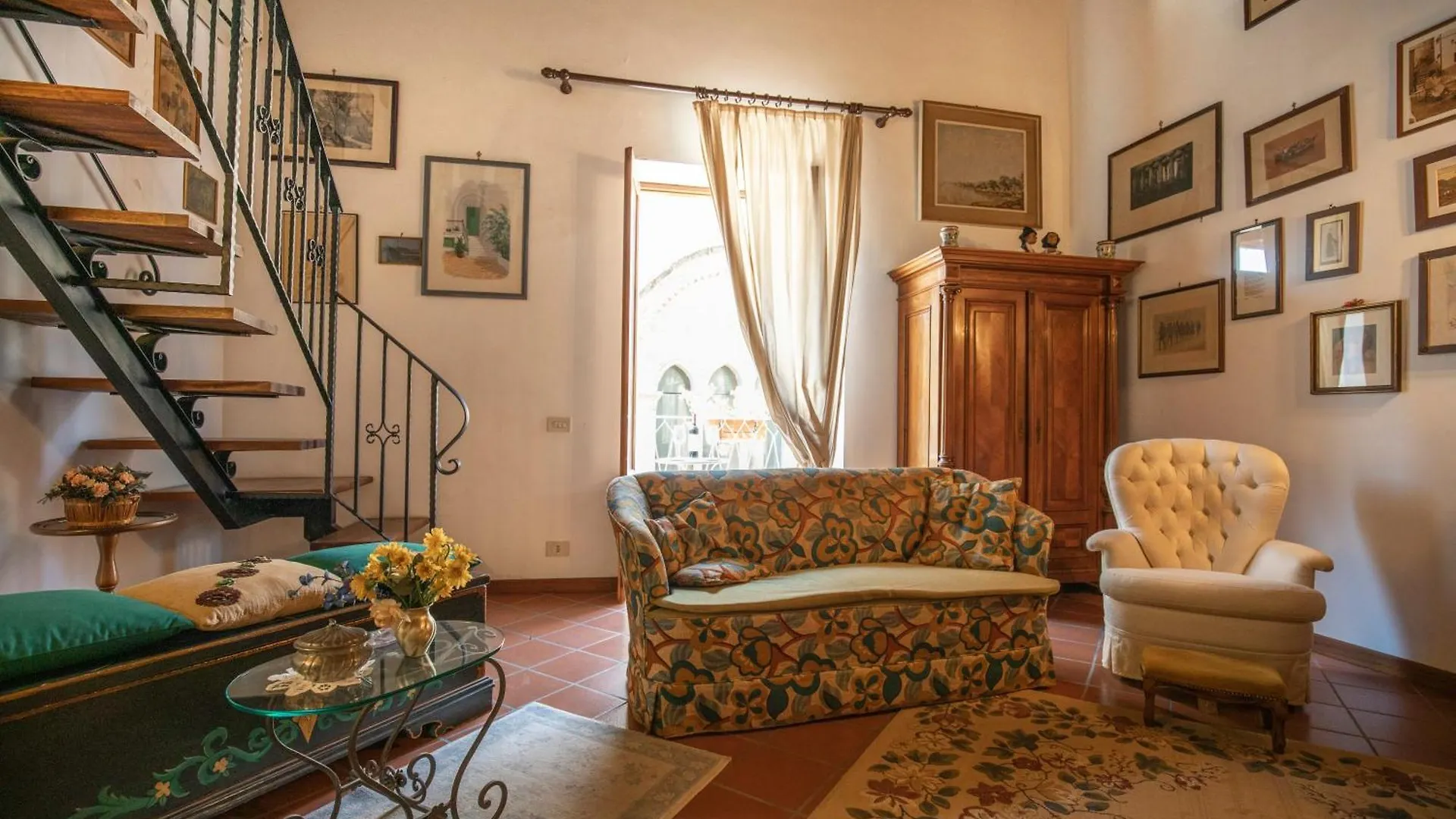 Familyholidays La Finestra Di Fronte Cefalù Apartman